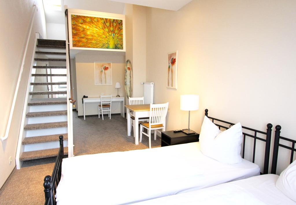 Apartmenthaus Alt Graz Düsseldorf Zimmer foto