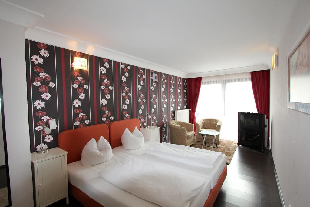 Apartmenthaus Alt Graz Düsseldorf Zimmer foto